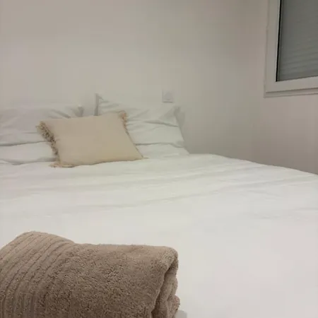 Maison 3 T2 Independants *