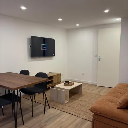 Maison 3 T2 Indépendants *
